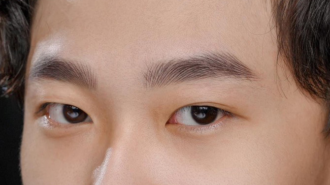 Phẩy sợi siêu thật Luxstroke Nam