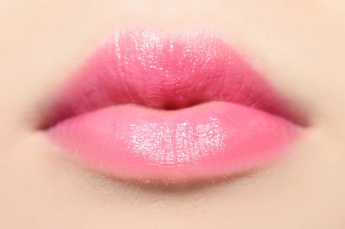 Dịch vụ Phun môi Xí muội của Luxie